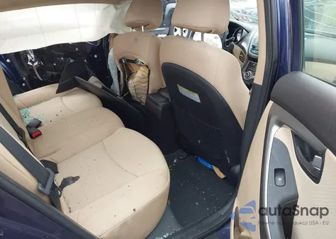 2013 Hyundai Elantra Gls z USA, uszkodzony, nr VIN 5NPDH4AE3DH311801